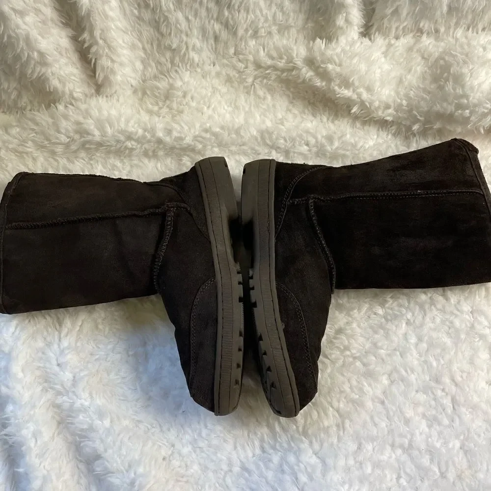 BearPaw dark brown leather side boots with sheep skin / wool fur lining …
